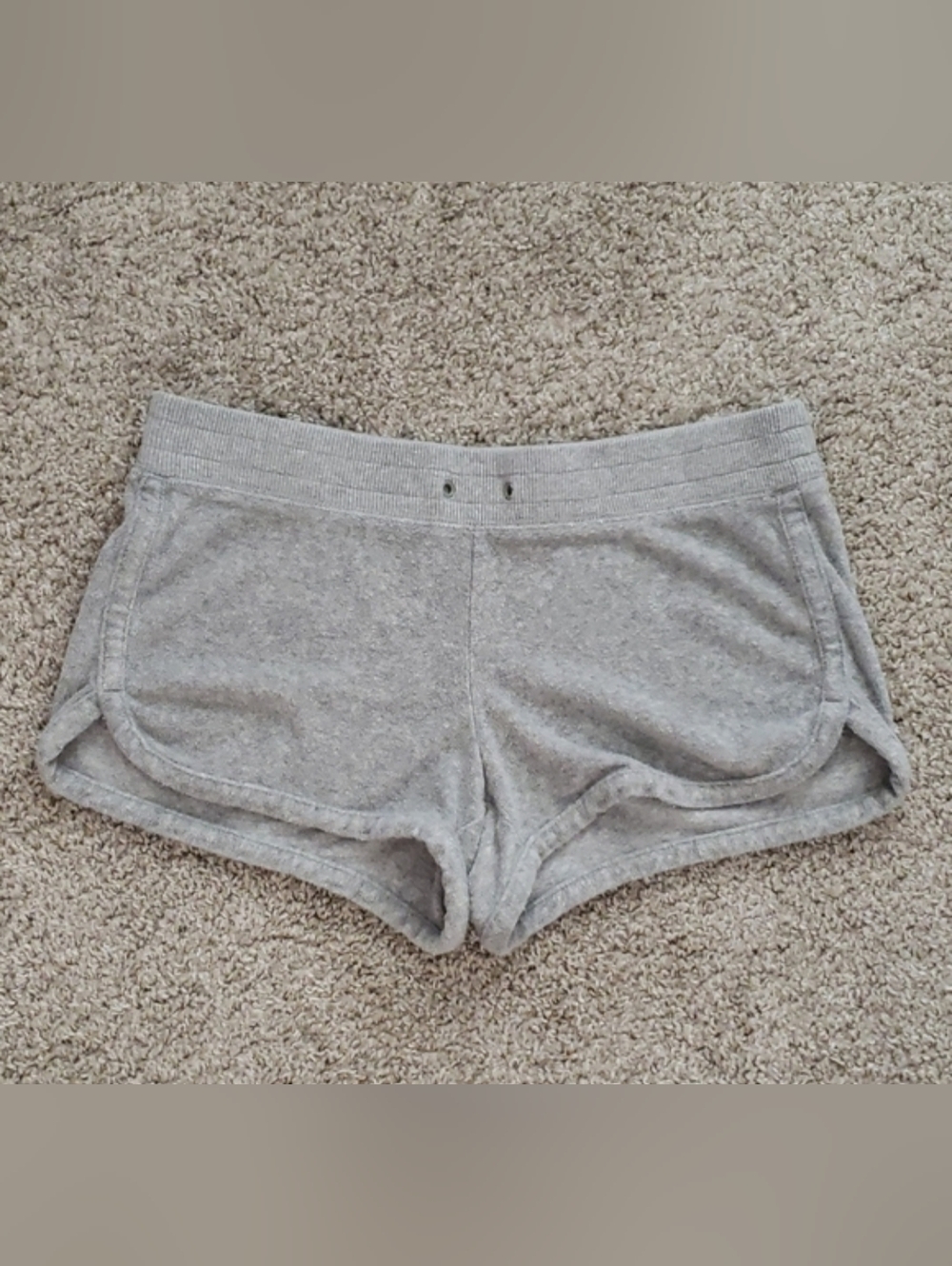 EXPRESS TERRYCLOTH SHORTS IN SIZE S